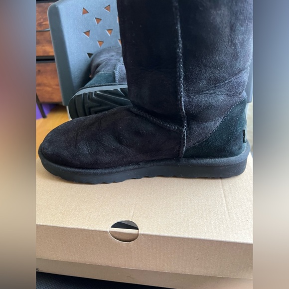 SOLD!!!Ugg Boots - Picture 12 of 12